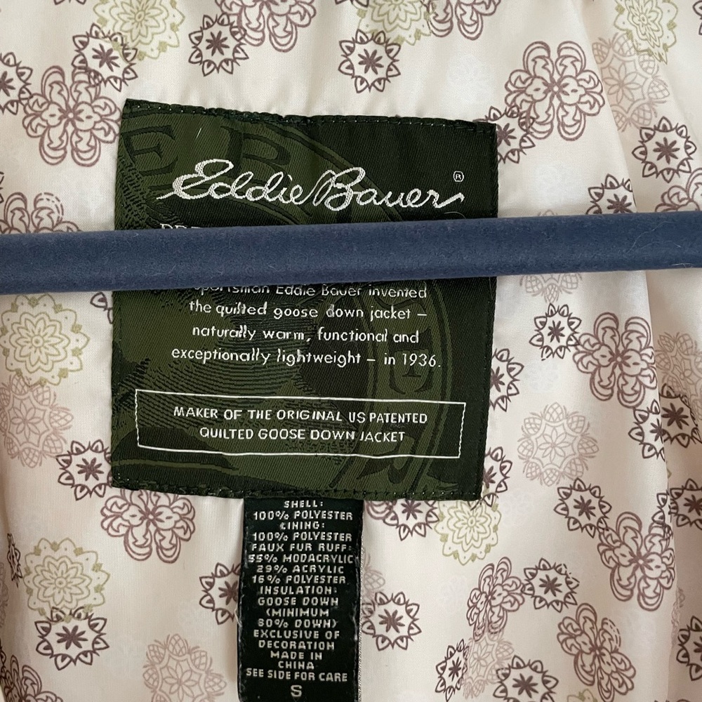 Women’s Eddie Bauer long down filled coat